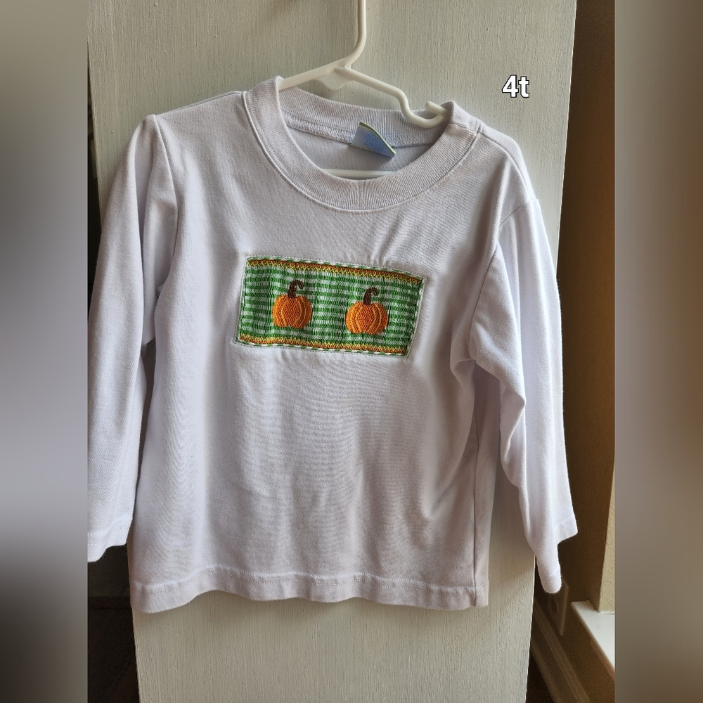Pumpkin smocked shirt